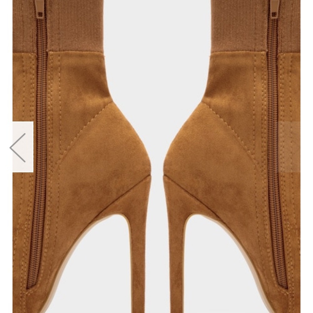 🔥New🔥Hot Camel Suede Booties. Heel Height: 4.5 - Picture 5 of 6